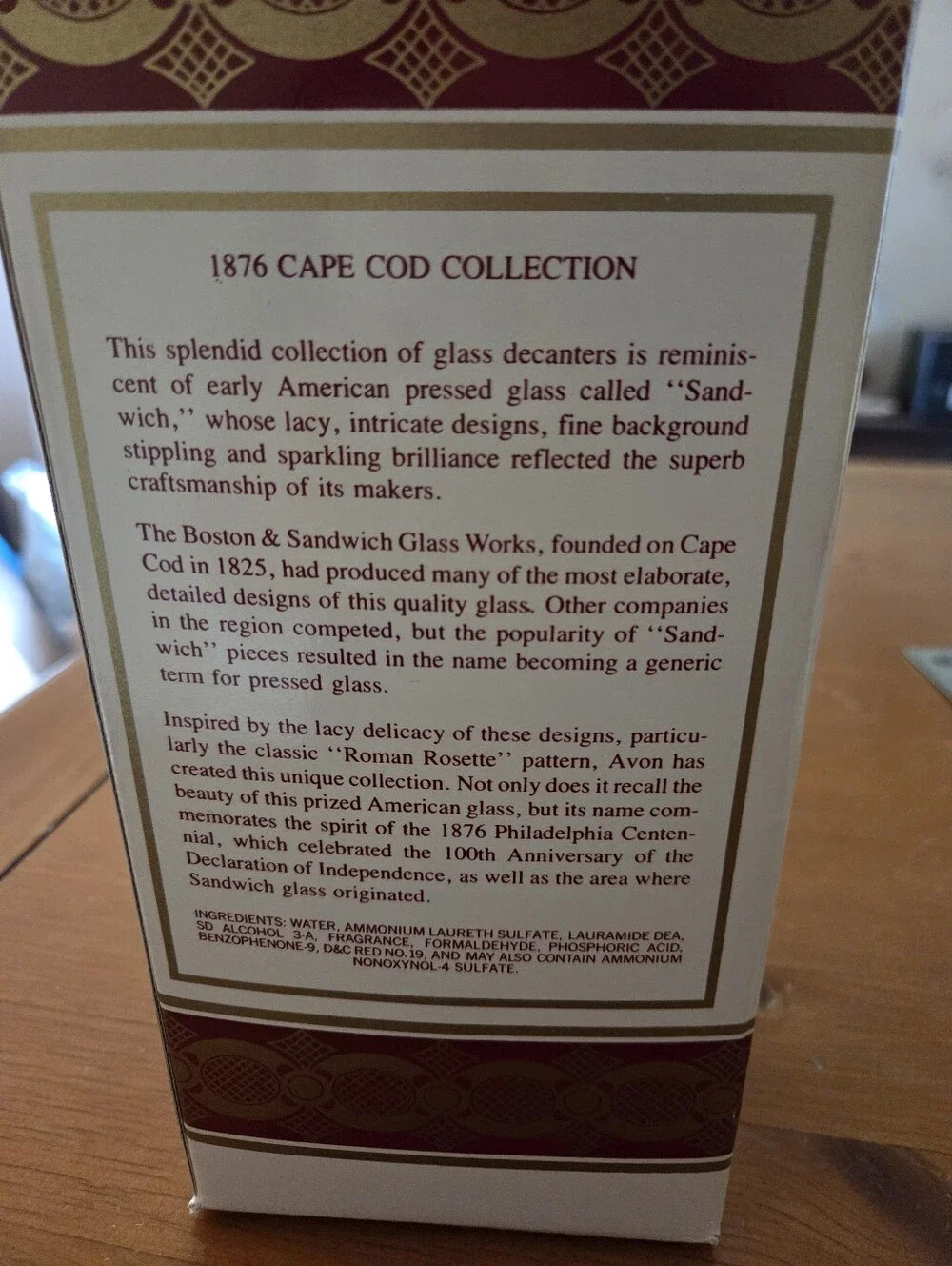 Avon 1876 Cape Cod Collection Bubble Bath/Wine Decanter